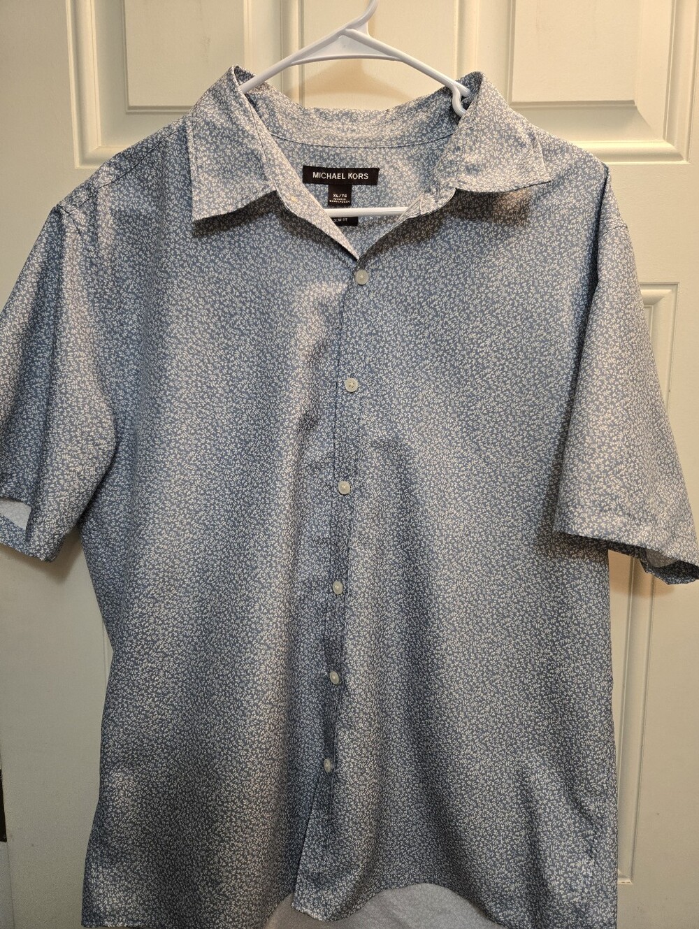 Michael Kors Men’s Light Blue Printed Short-Sleeve Button-Down Shirt